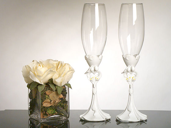 Bride and Groom with Calla Lily Toasting Flutes Wedding Glasses Bridal Shower