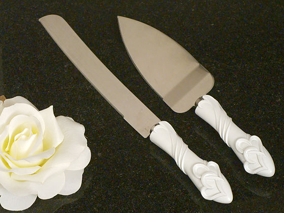 Two Hearts Become One Cake and Knife Set wedding favors